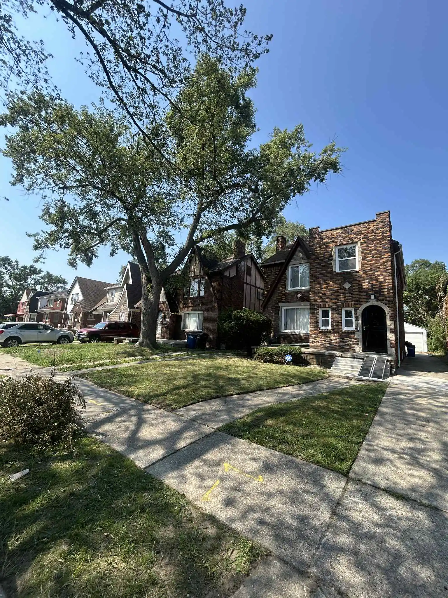residential-street-assisted-living-home-detroit